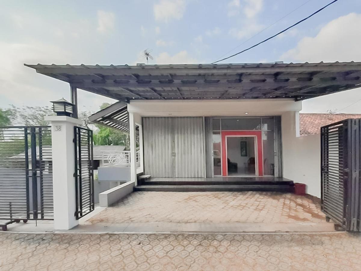 Wisma Asri Syariah Majalengka RedPartner Dawuhan Bagian luar foto