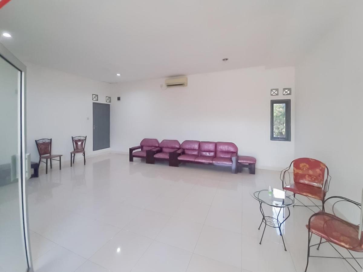 Wisma Asri Syariah Majalengka RedPartner Dawuhan Bagian luar foto